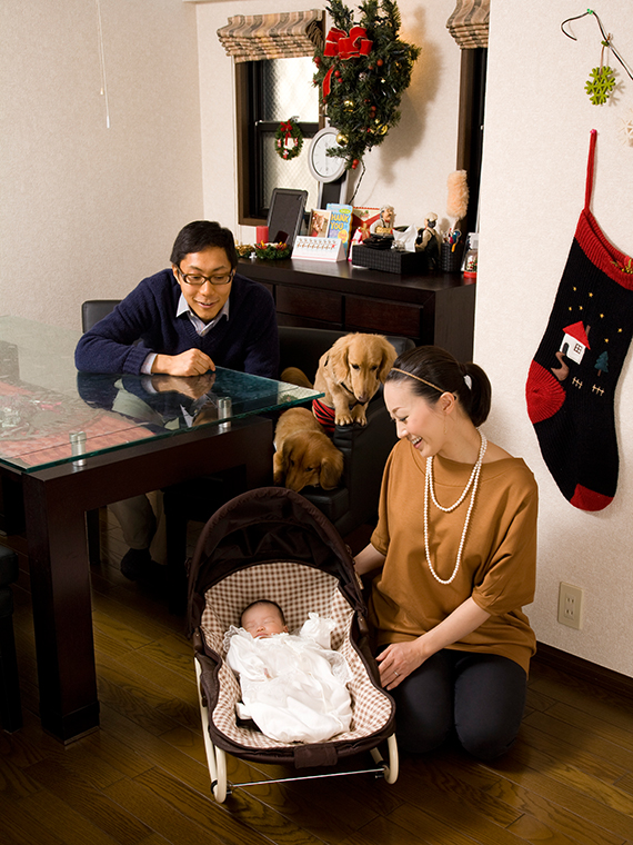 ご自宅出張 家族写真プラン 犬と赤ちゃん（新宿区）